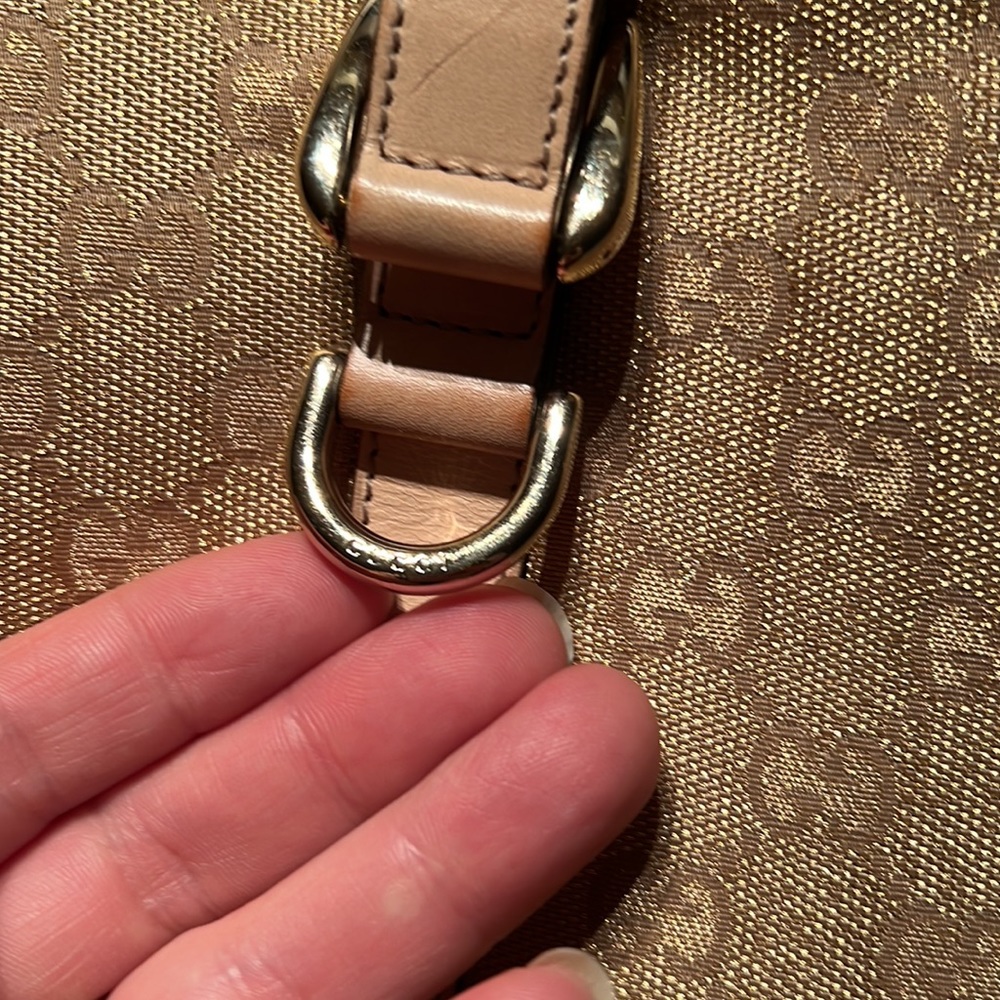 Shimmer and shine in vintage Gucci - Picture 7 of 16